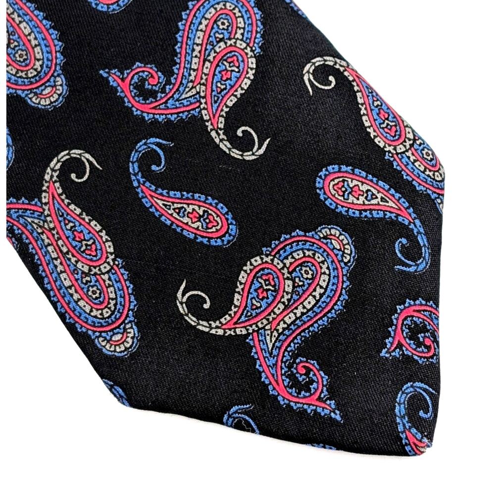 Vintage 80s Gant Silk Tie Paisley Traditional Preppy Ivy League Black Red Blue